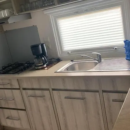 Mobil-home Spacieux De 2 6 Personnes Nyaraló